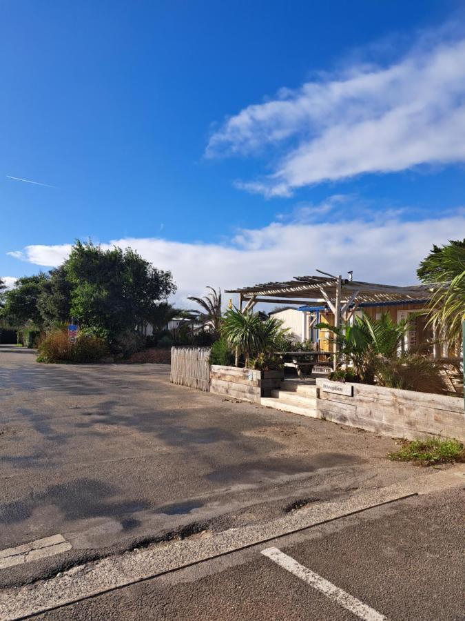 Camping De La Cote Des Legendes Brignogan-Plages Exteriér fotografie