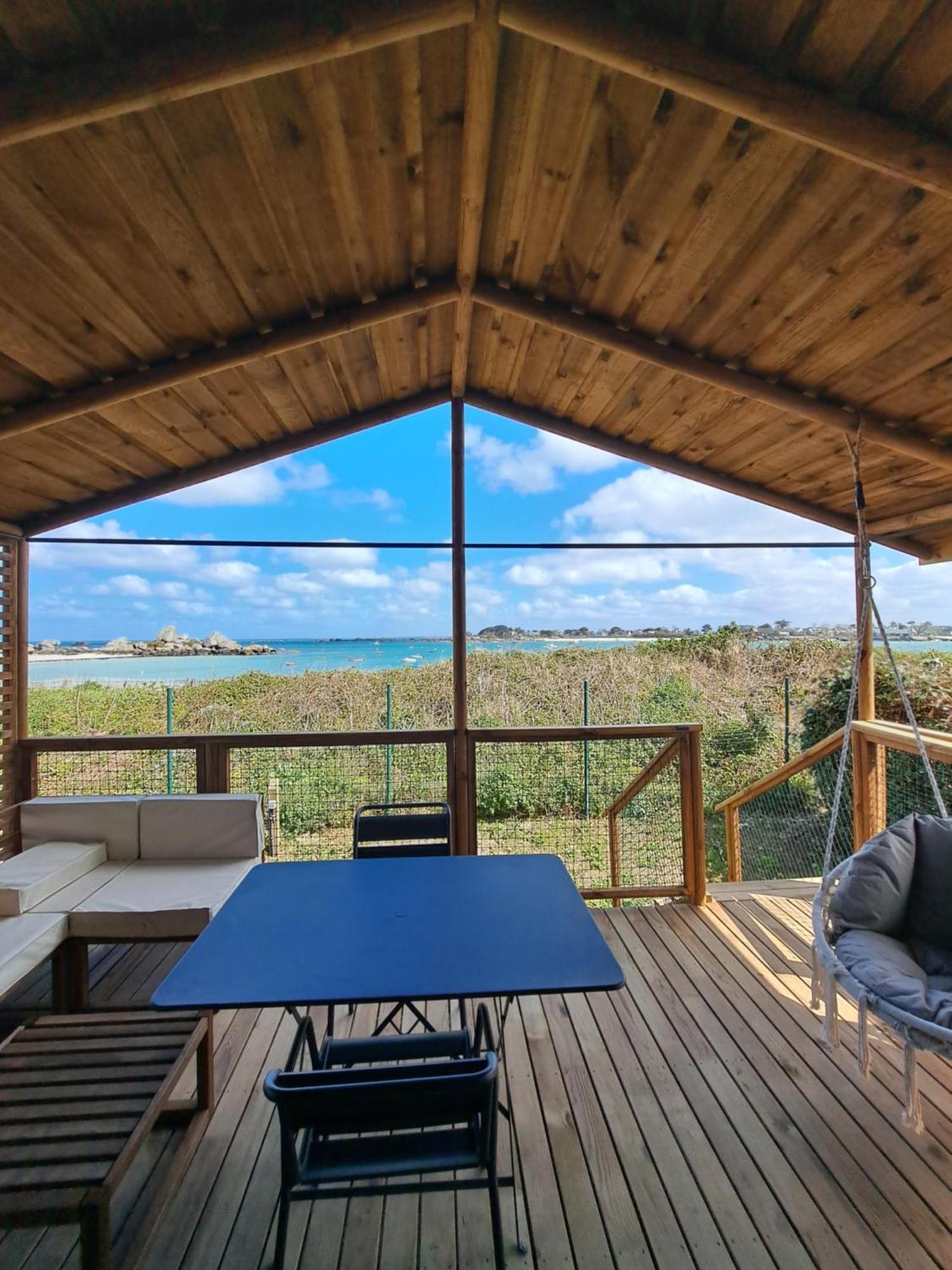 Camping De La Cote Des Legendes Brignogan-Plages Pokoj fotografie