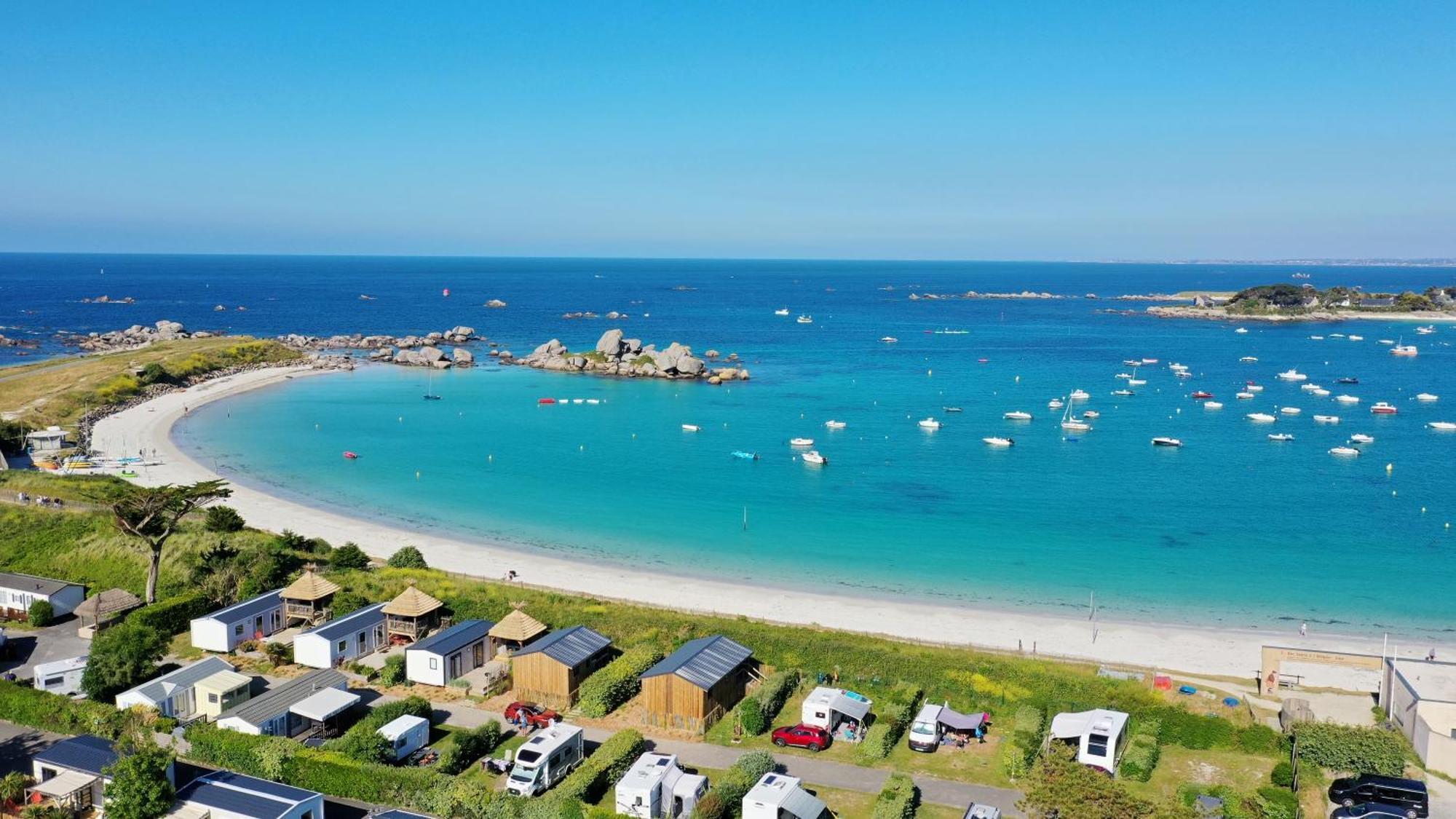 Camping De La Cote Des Legendes Brignogan-Plages Exteriér fotografie